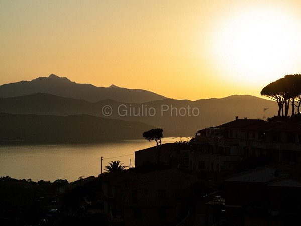 italia | tramonto | isola | isola d'elba | panorama | naturale | mare | controluce | 