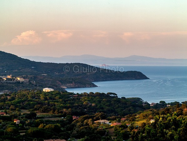 italia | tramonto | isola | isola d'elba | panorama | naturale | mare | controluce | 