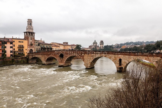 verona ponte di pietra | immagini ponte pietra verona | ponte pietra | ponti di verona | 